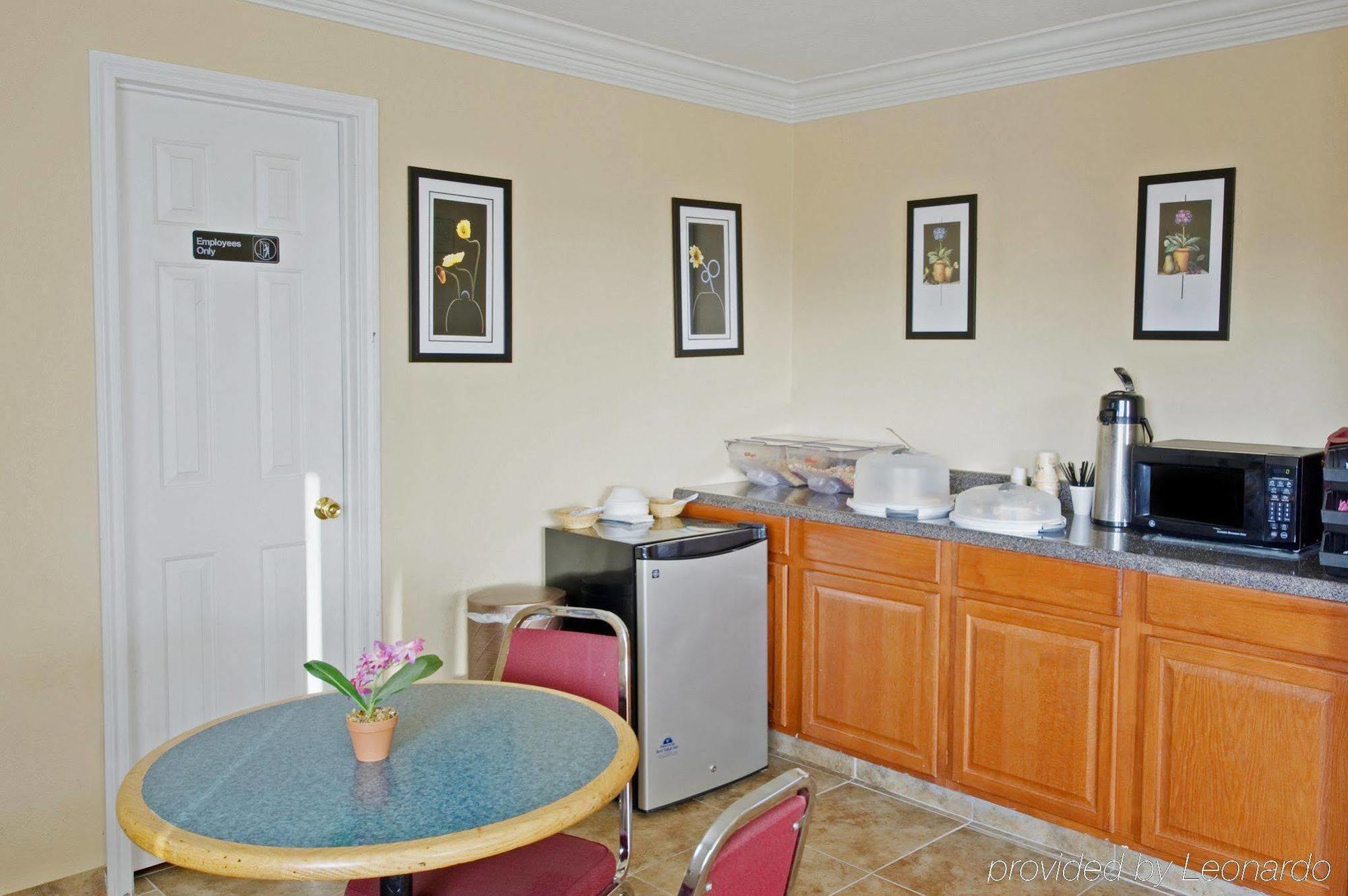 Americas Best Value Inn Gainesville Tx Restaurante foto